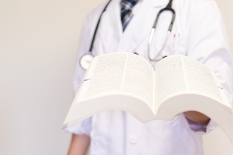 本と医師